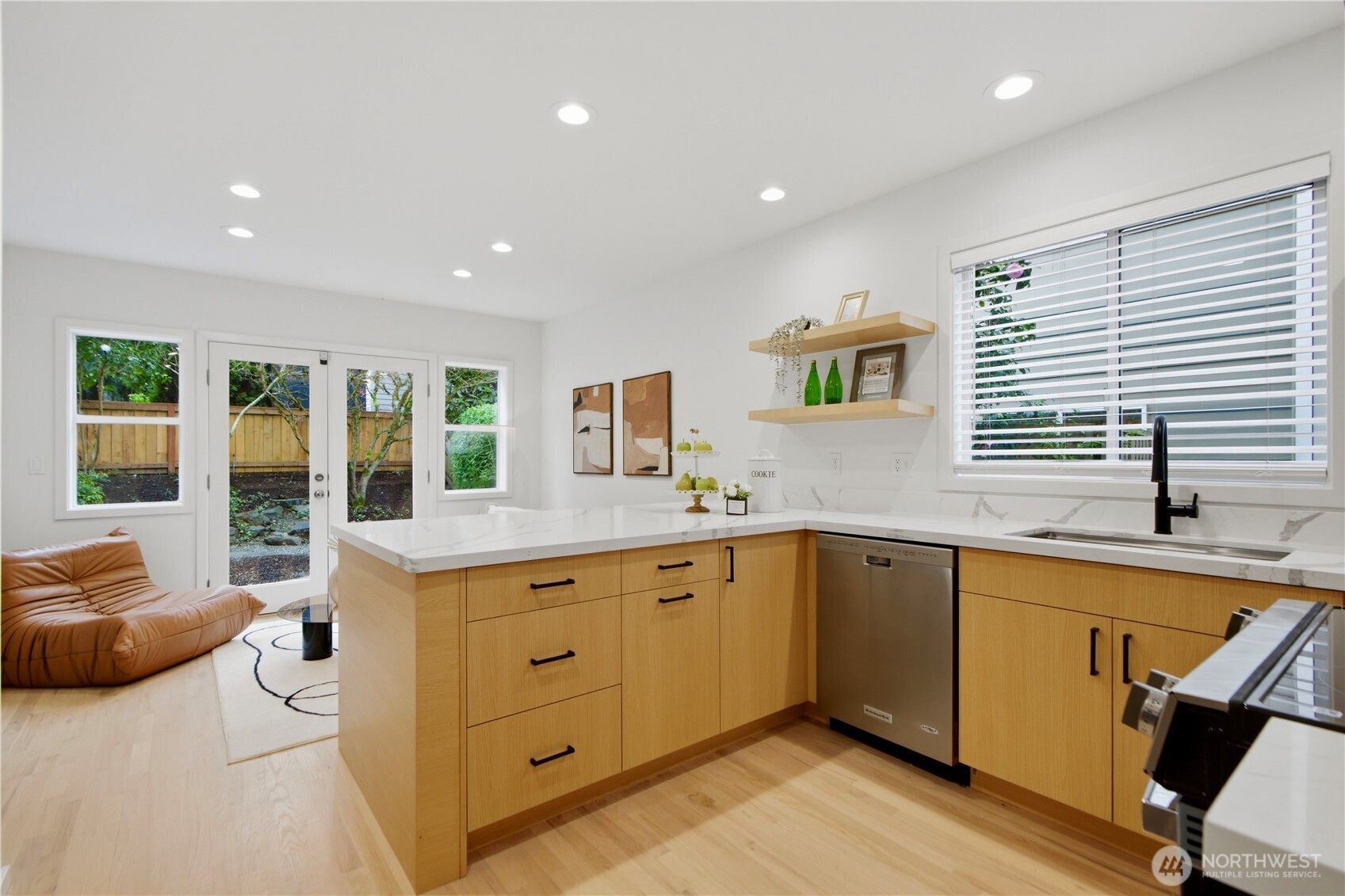 11229 NE 106th Place , Kirkland, WA 98033
