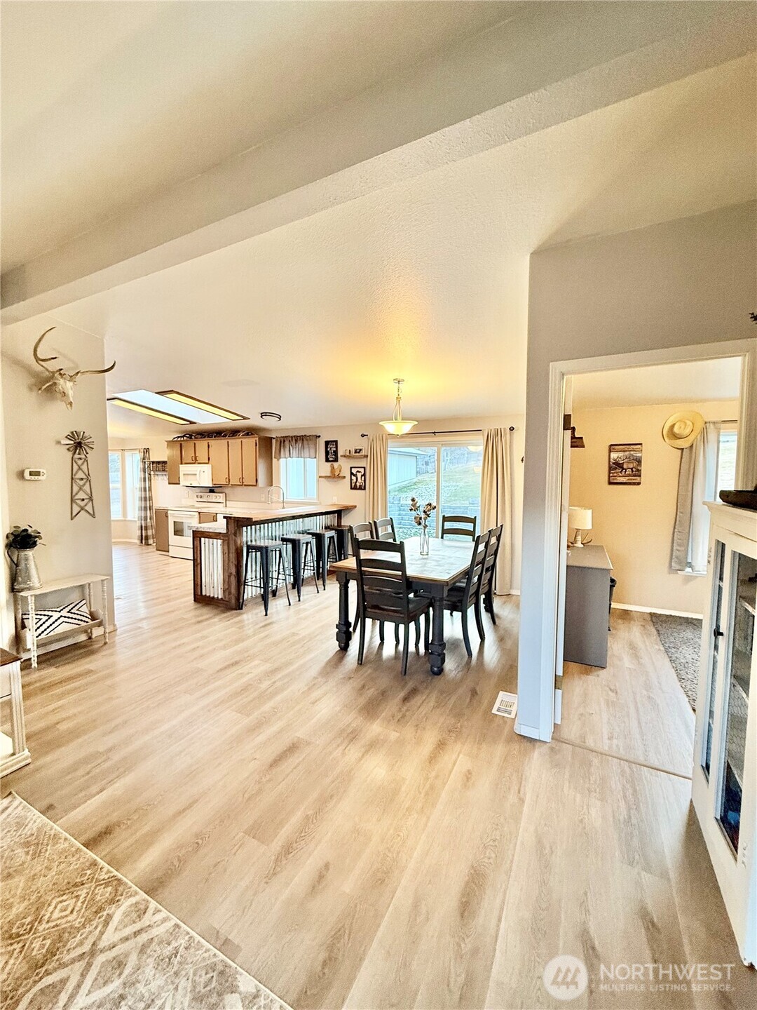 859 C Highway 7 , Tonasket, WA 98855