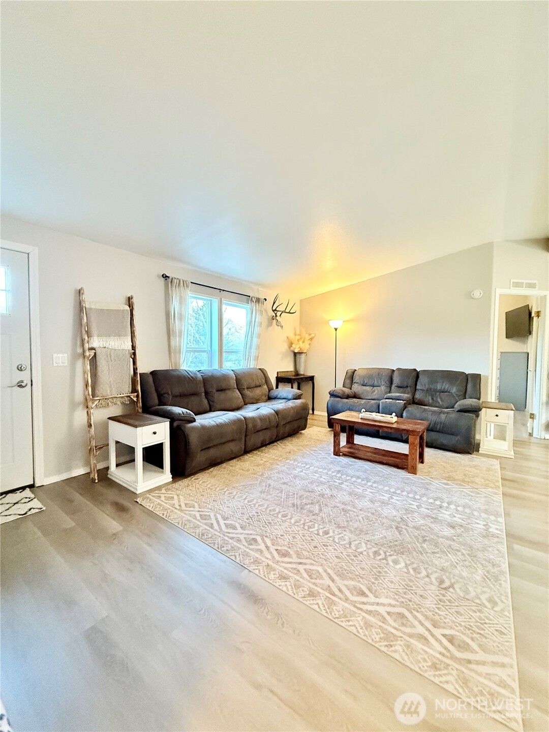 859 C Highway 7 , Tonasket, WA 98855