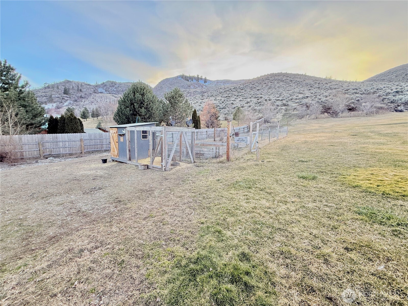 859 C Highway 7 , Tonasket, WA 98855