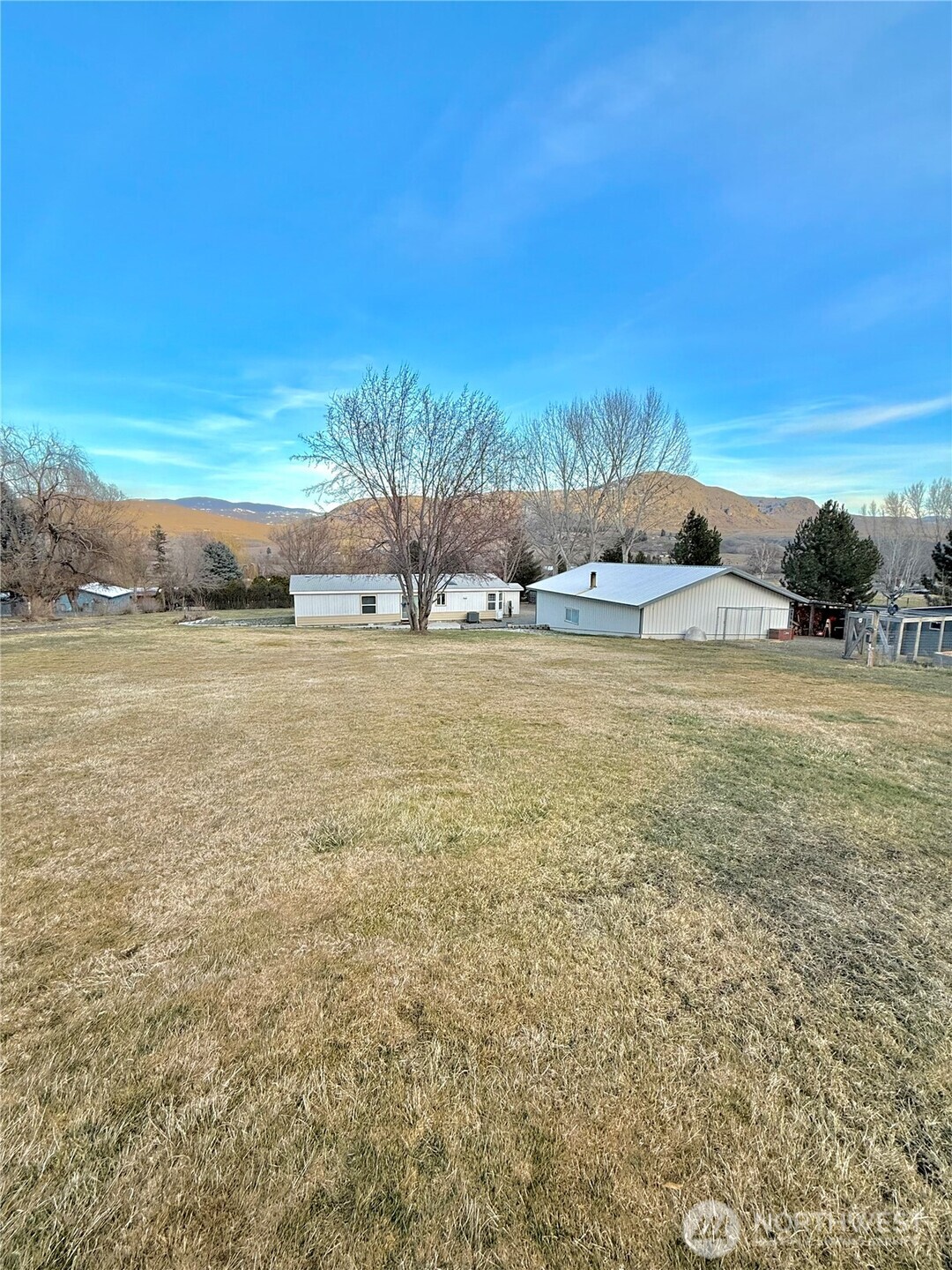 859 C Highway 7 , Tonasket, WA 98855