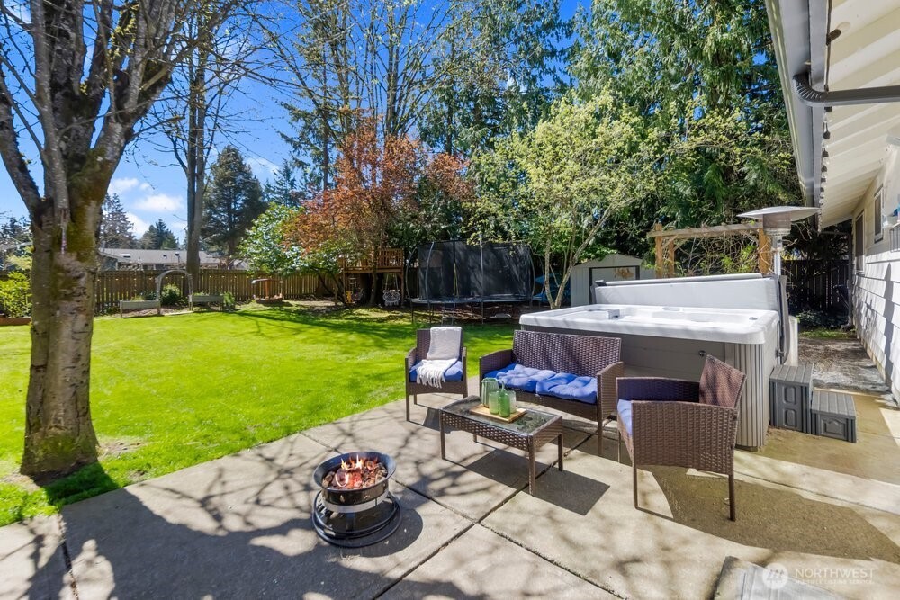 8711 NE 140th Street , Kirkland, WA 98034