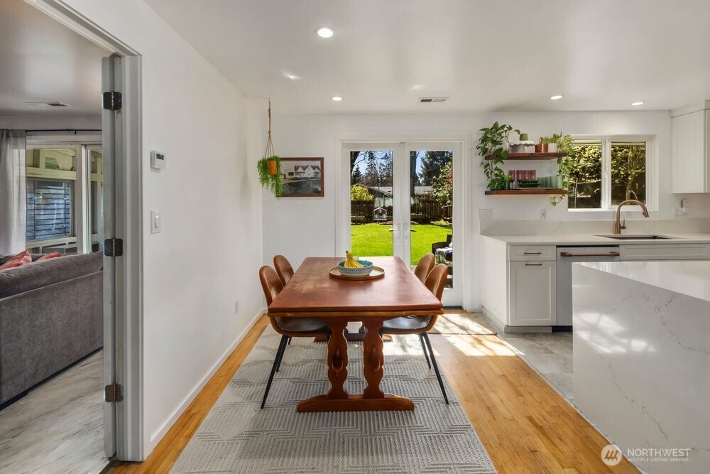 8711 NE 140th Street , Kirkland, WA 98034