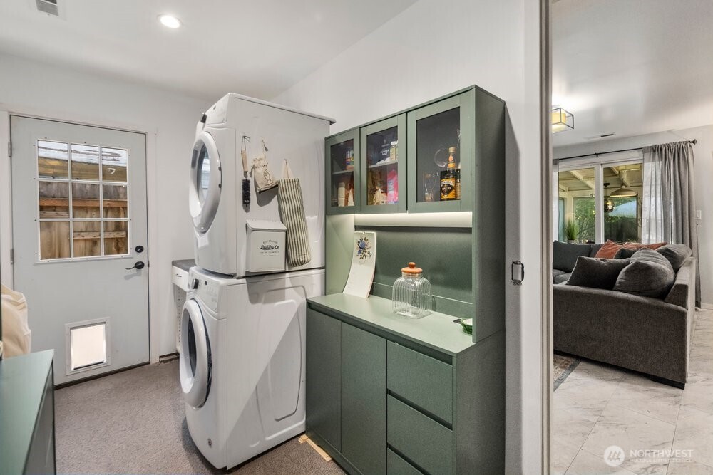 8711 NE 140th Street , Kirkland, WA 98034