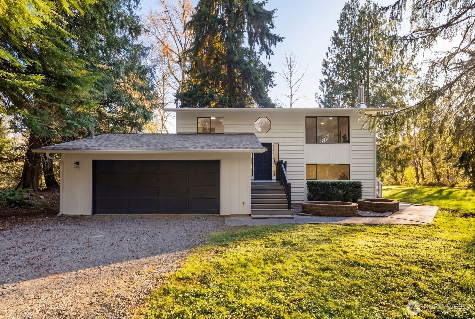 6504 137th Drive NE, Lake Stevens, WA 98258-9695