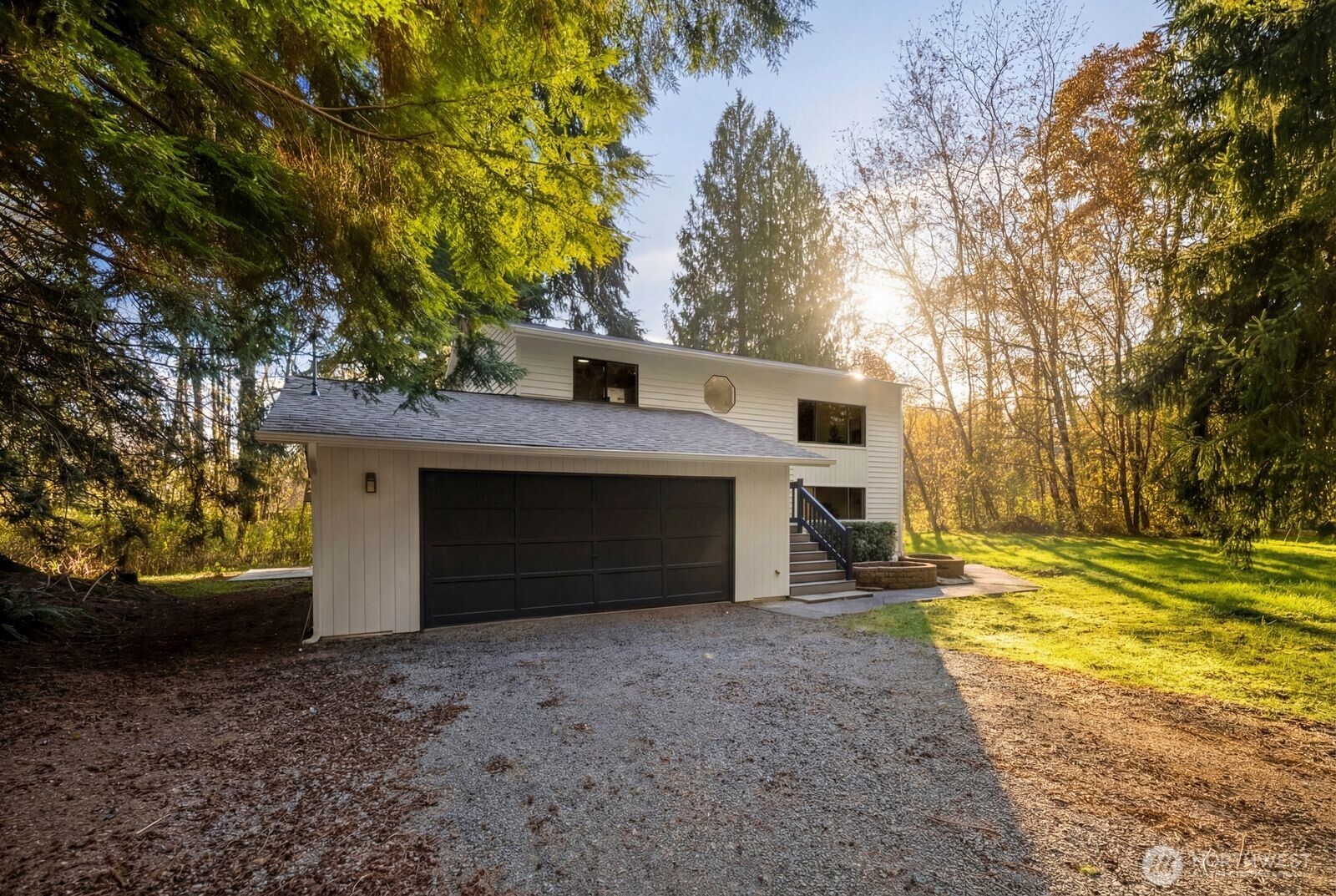 6504 137th Drive NE, Lake Stevens, WA 98258-9695