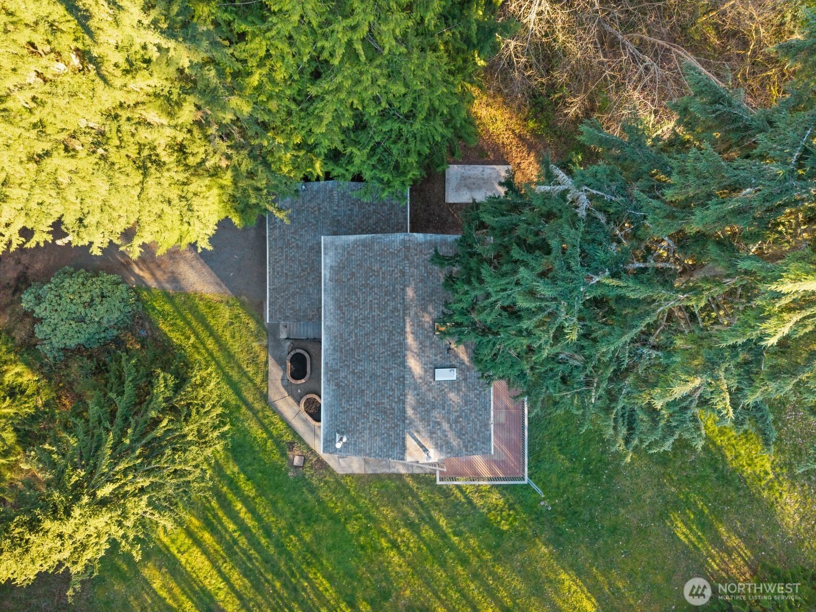 6504 137th Drive NE, Lake Stevens, WA 98258-9695