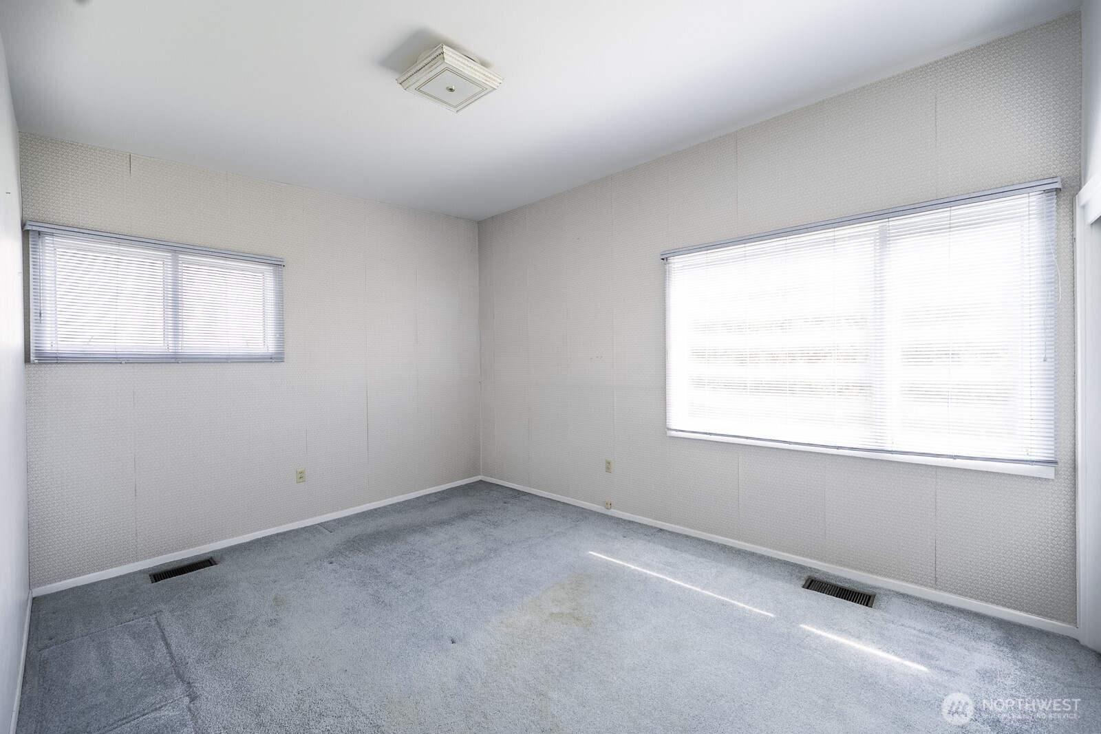 537 Fairchild Loop , Moses Lake, WA 98837