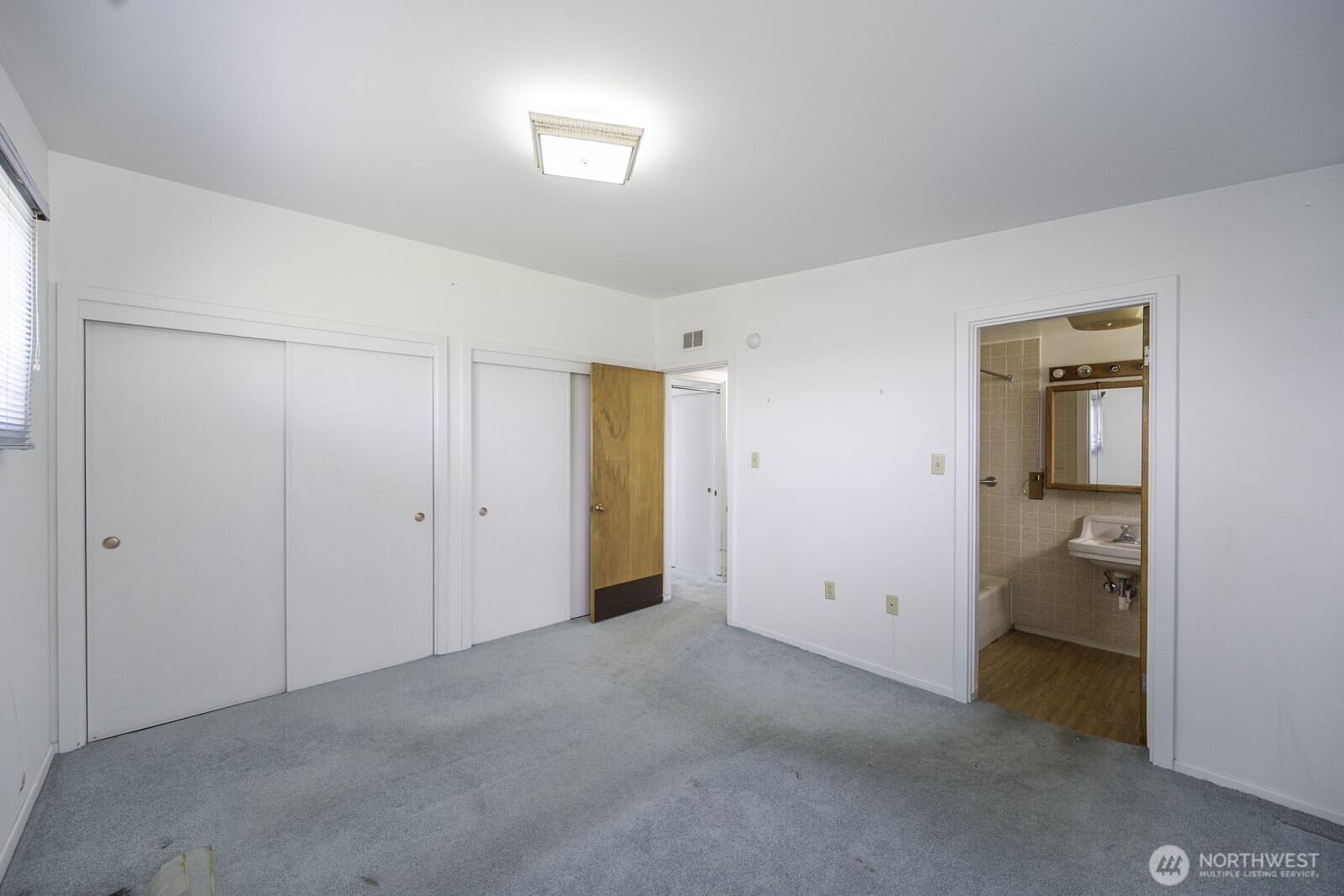 537 Fairchild Loop , Moses Lake, WA 98837