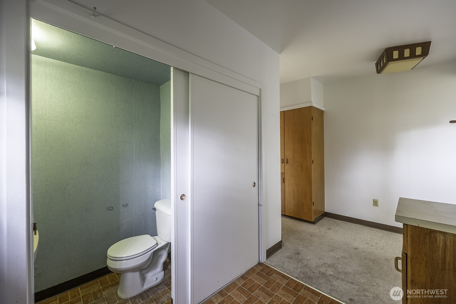 537 Fairchild Loop , Moses Lake, WA 98837