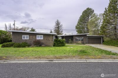 537 Fairchild Loop , Moses Lake, WA 98837 - Photo 4