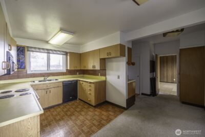 537 Fairchild Loop , Moses Lake, WA 98837 - Photo 6
