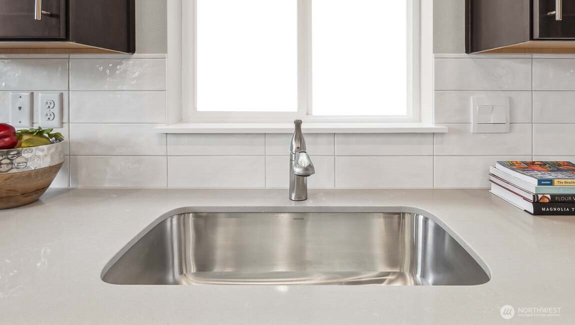 14736 59th Avenue E #1, Puyallup, WA 98375