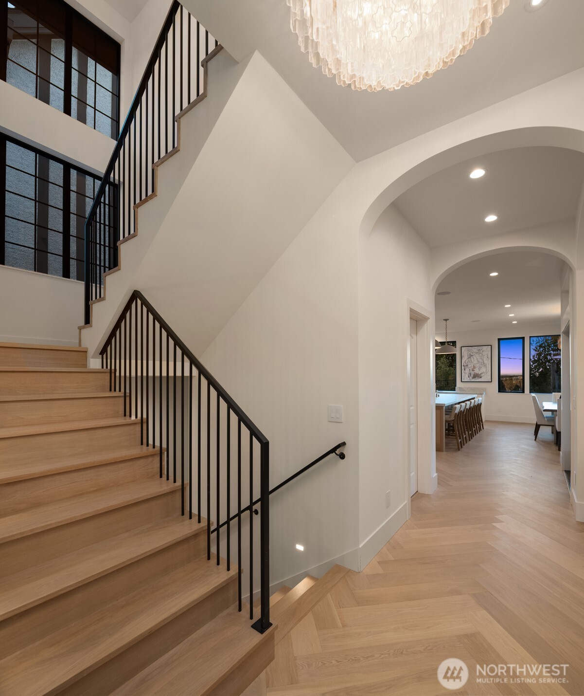 738 22nd Avenue E, Seattle, WA 98112