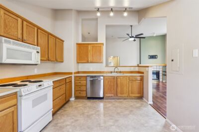 13210 SE 7th Street #E23, Vancouver, WA 98683 - Photo 14