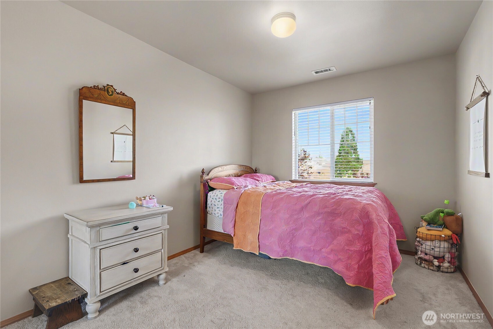2811 Hannen Street , Dupont, WA 98327
