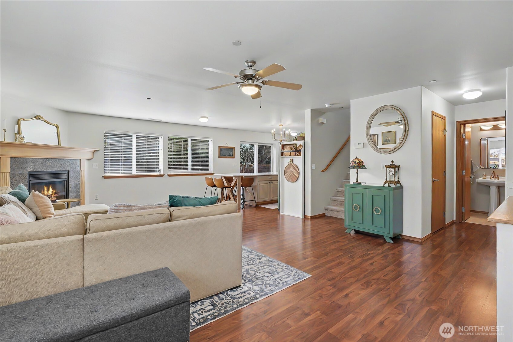 2811 Hannen Street , Dupont, WA 98327
