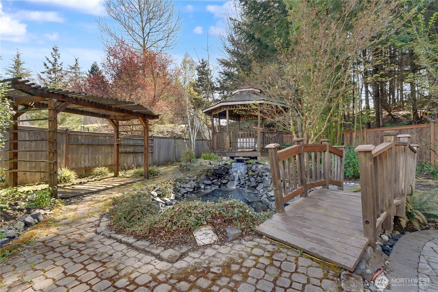 2811 Hannen Street , Dupont, WA 98327