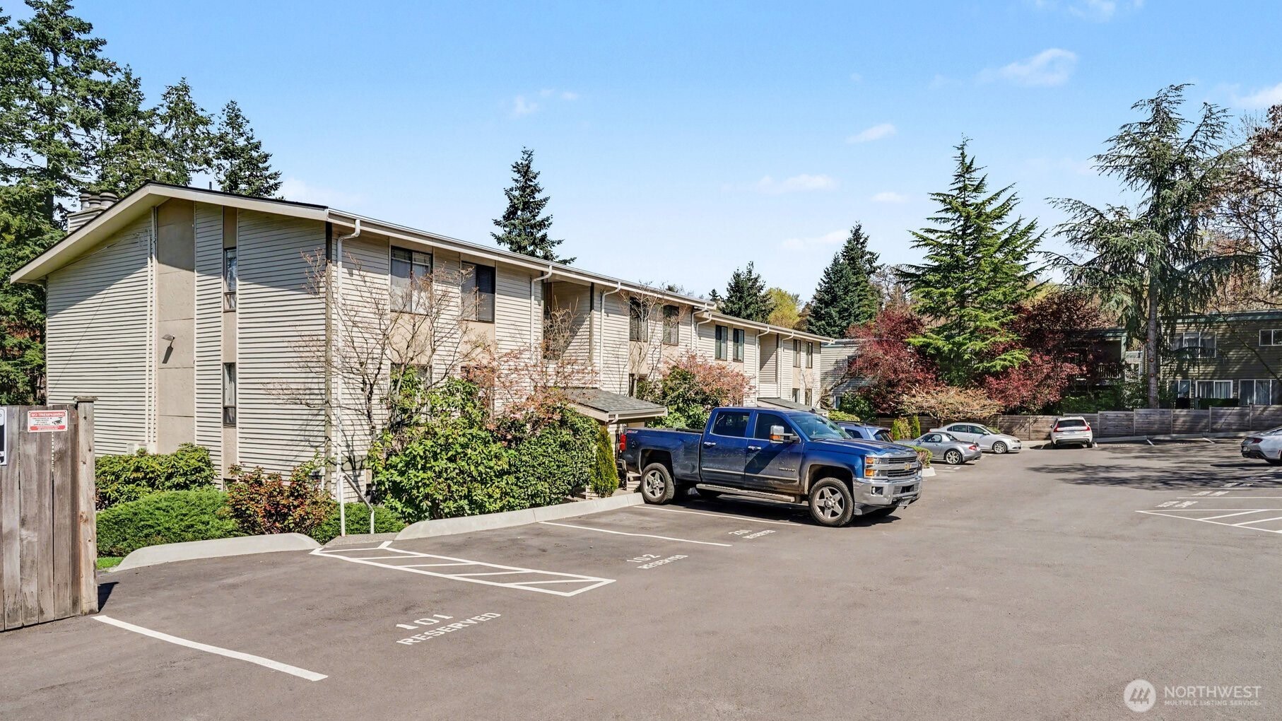 830 Kirkland Way #202, Kirkland, WA 98033