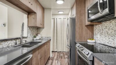 830 Kirkland Way #202, Kirkland, WA 98033 - Photo 12