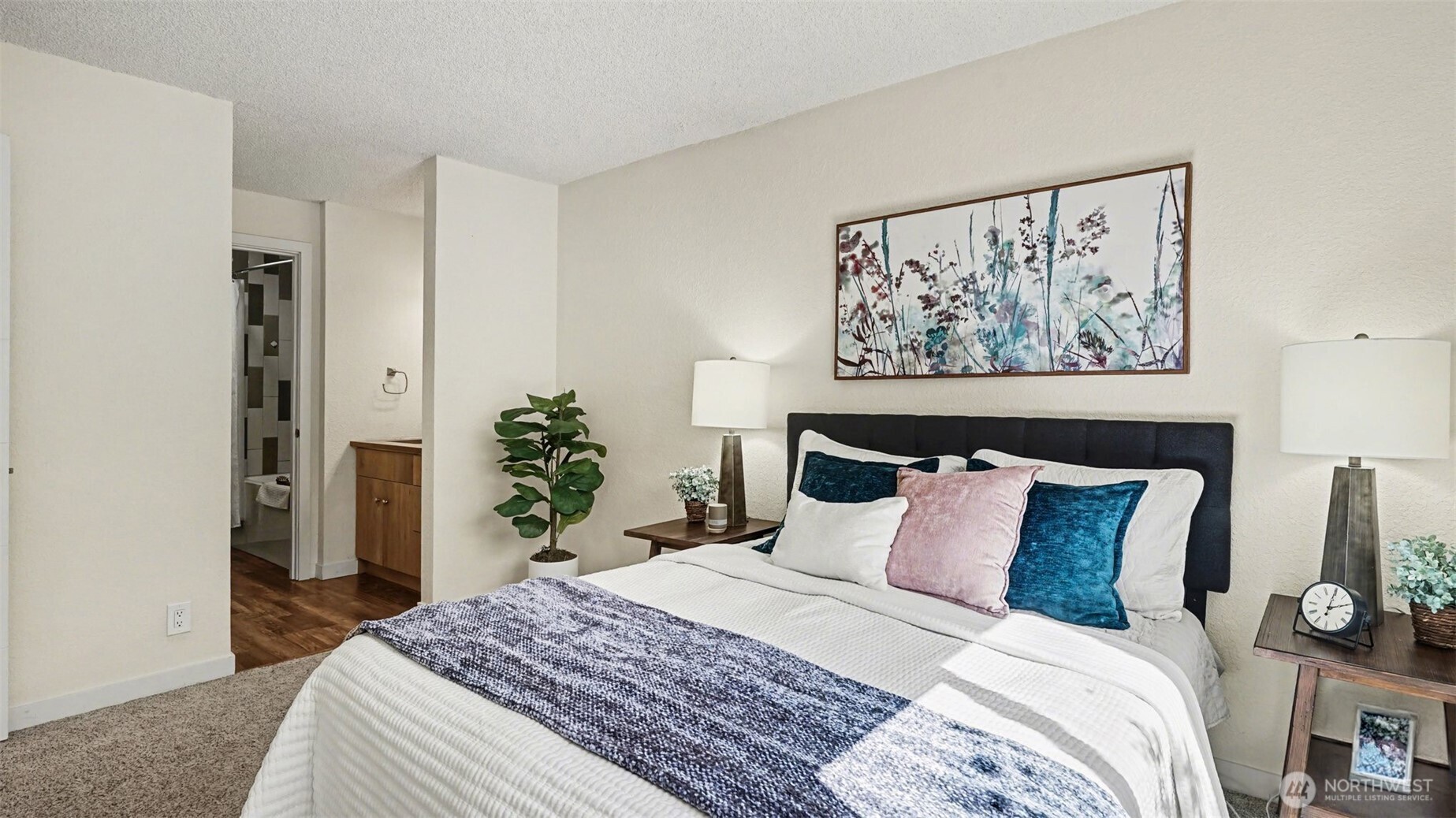 830 Kirkland Way #202, Kirkland, WA 98033