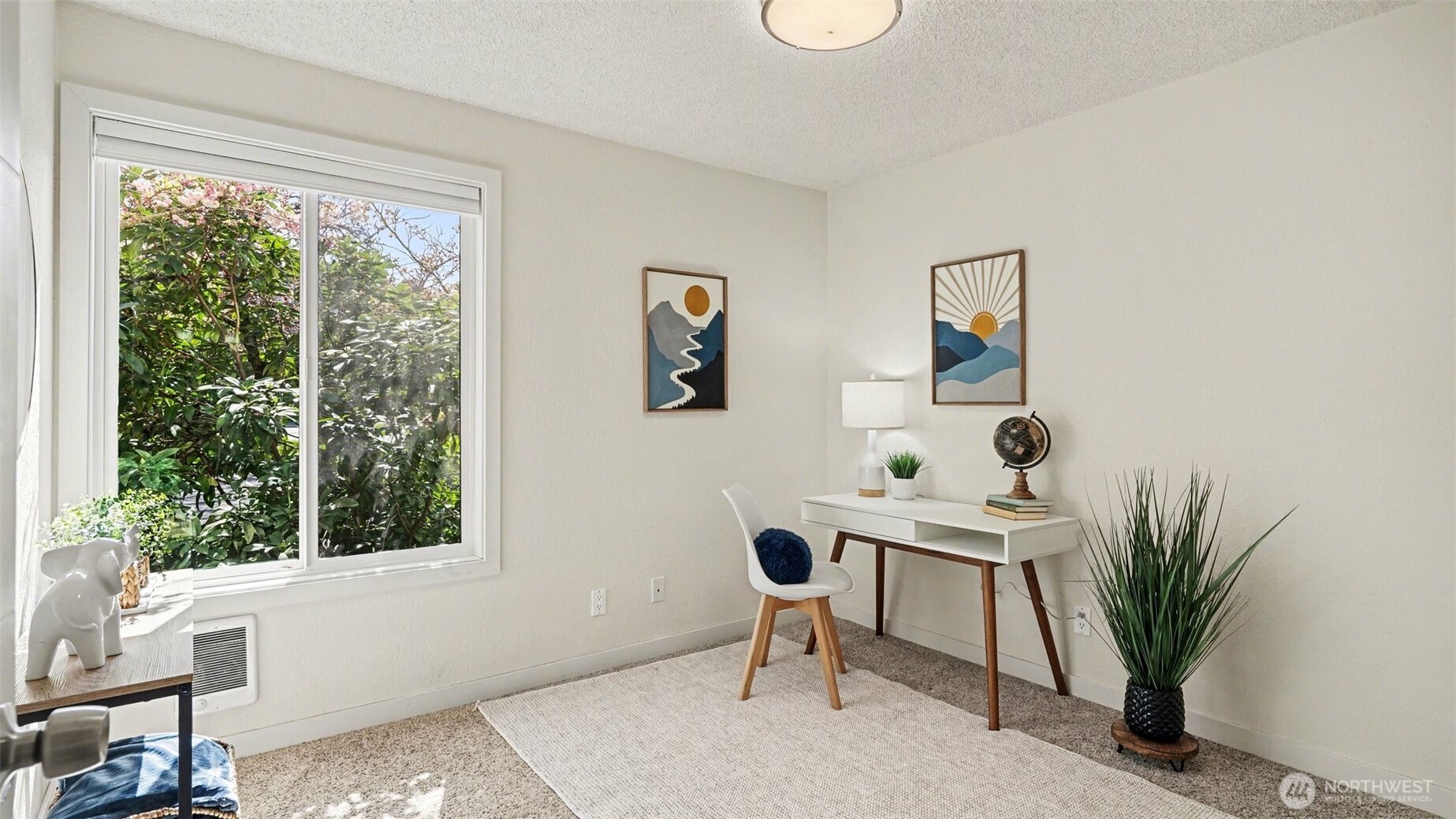 830 Kirkland Way #202, Kirkland, WA 98033