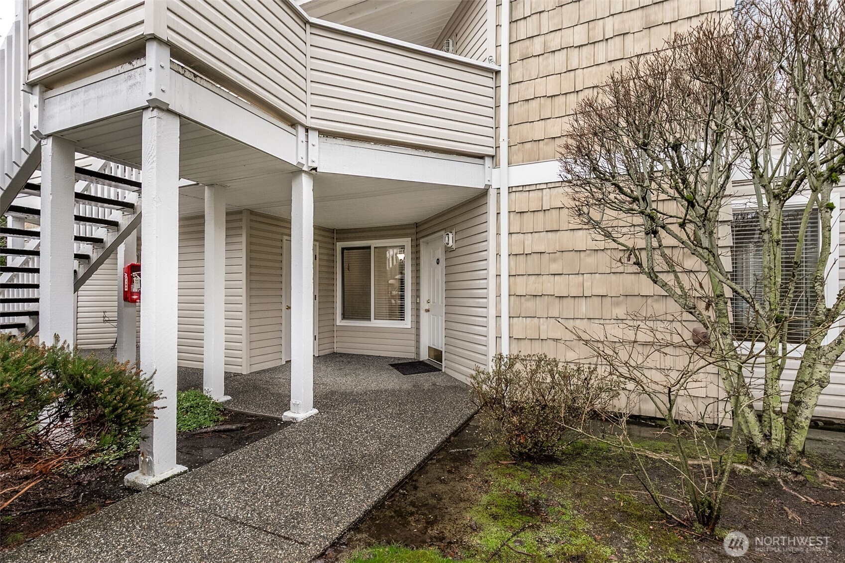 9210 Market Place #N103, Lake Stevens, WA 98258