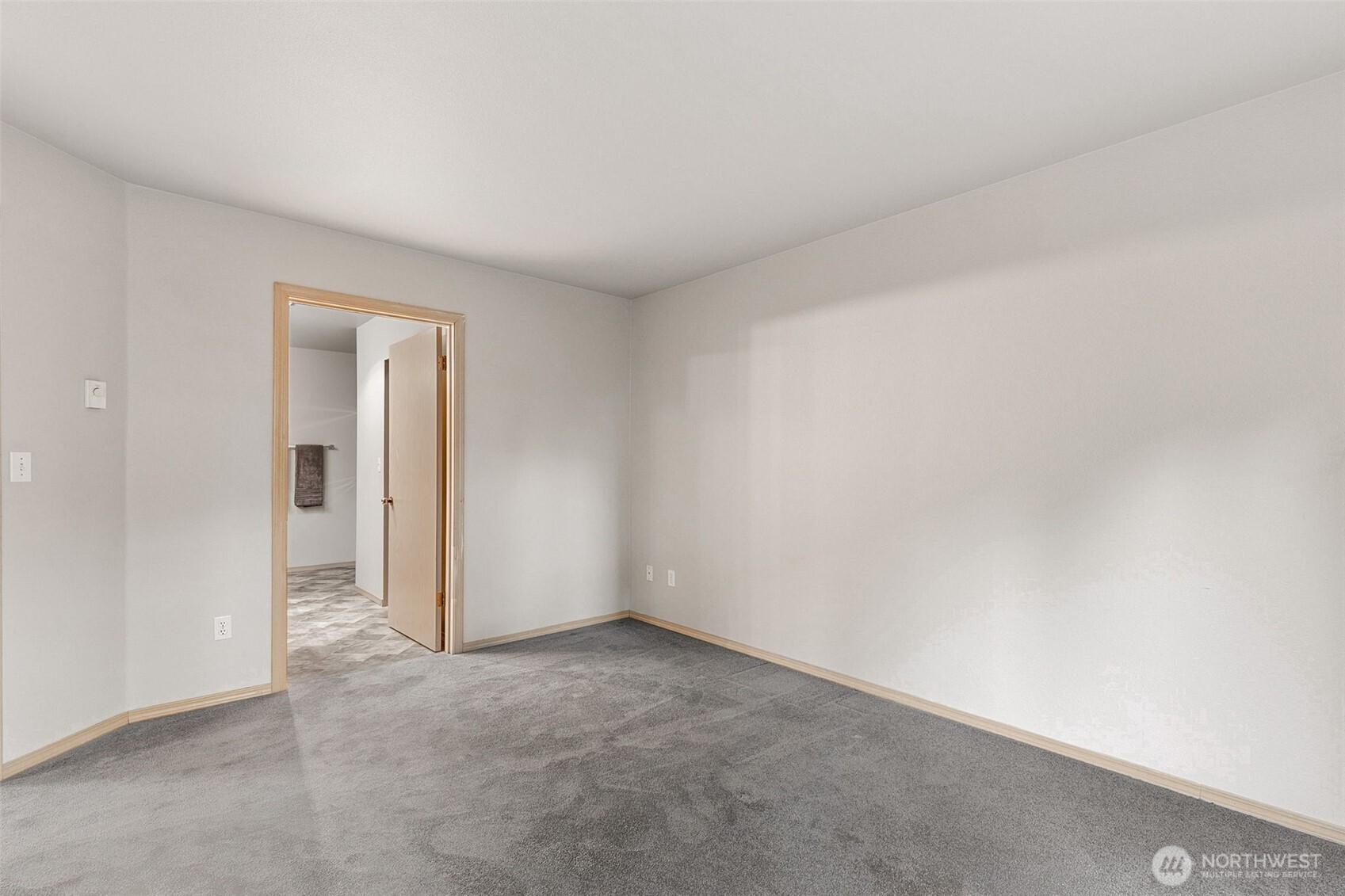 9210 Market Place #N103, Lake Stevens, WA 98258