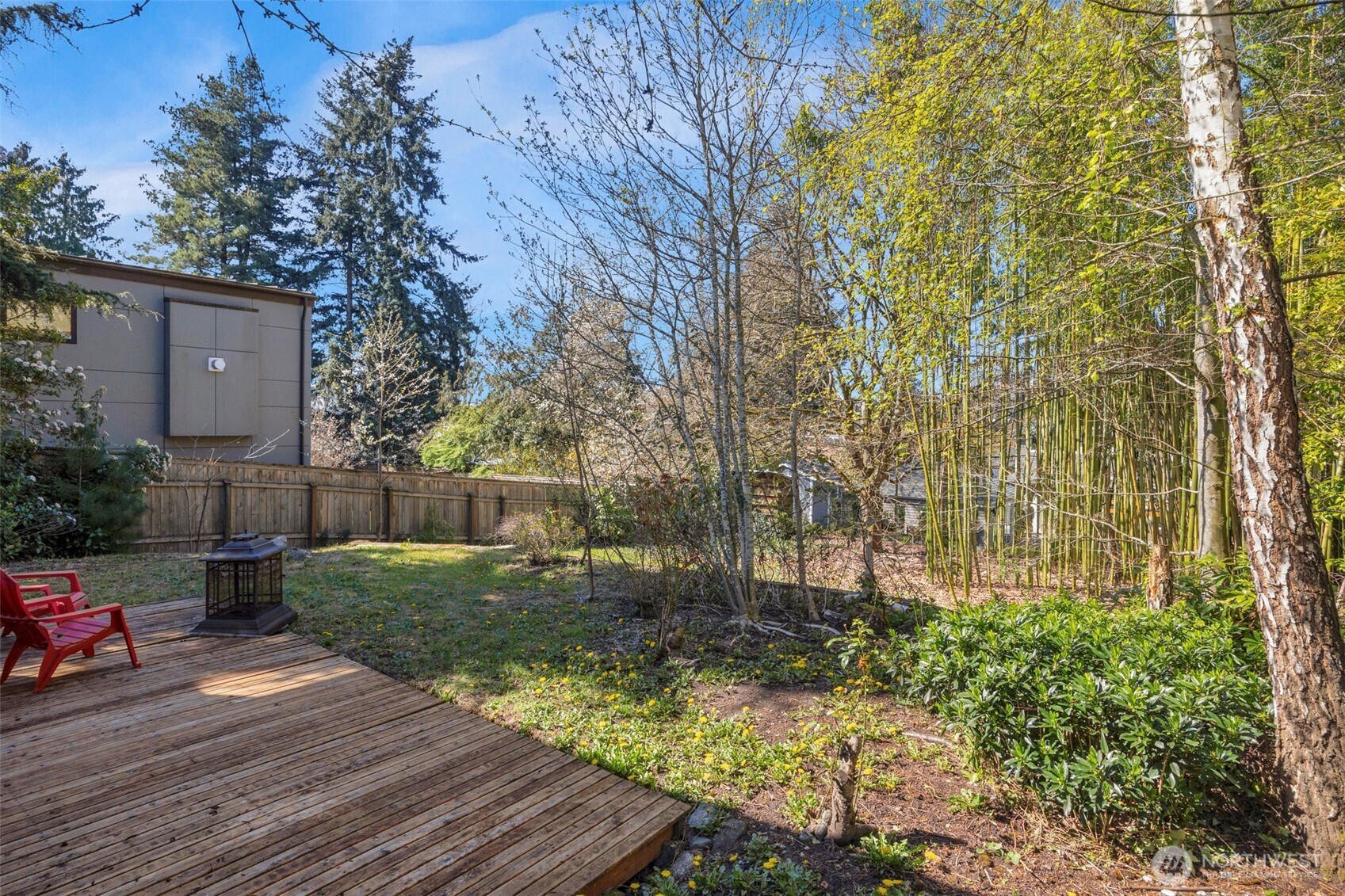 6825 43rd Avenue NE, Seattle, WA 98115