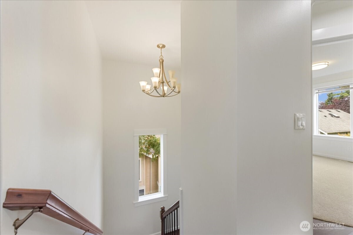 12722 35th AVE House D NE, Seattle, WA 98125