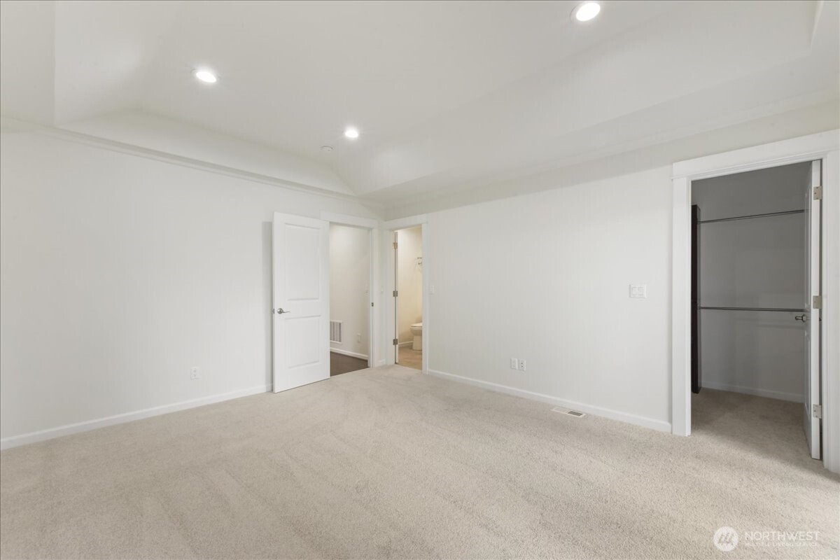 12722 35th AVE House D NE, Seattle, WA 98125