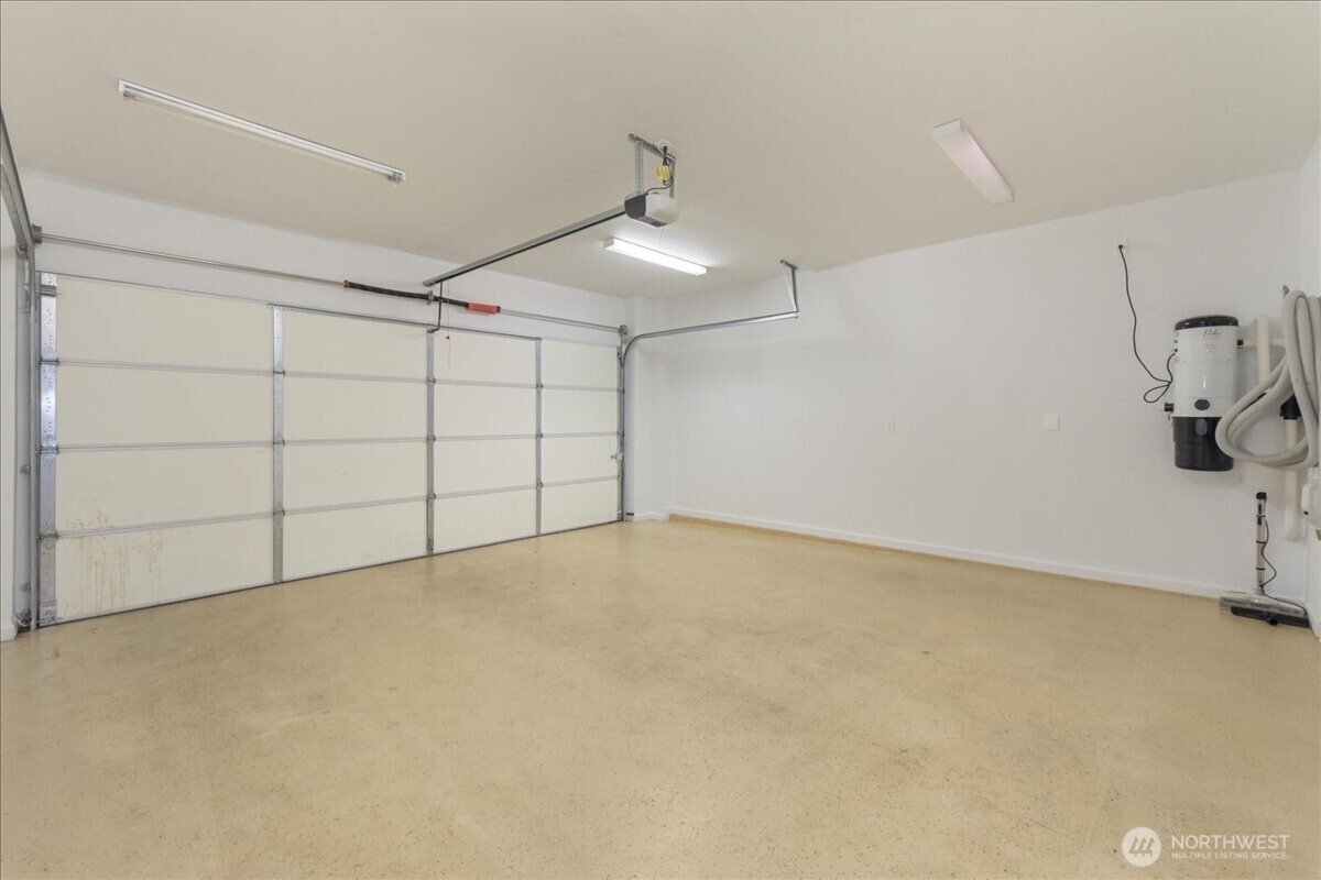 12722 35th AVE House D NE, Seattle, WA 98125