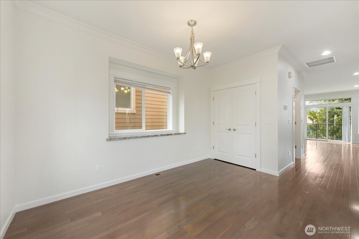 12722 35th AVE House D NE, Seattle, WA 98125