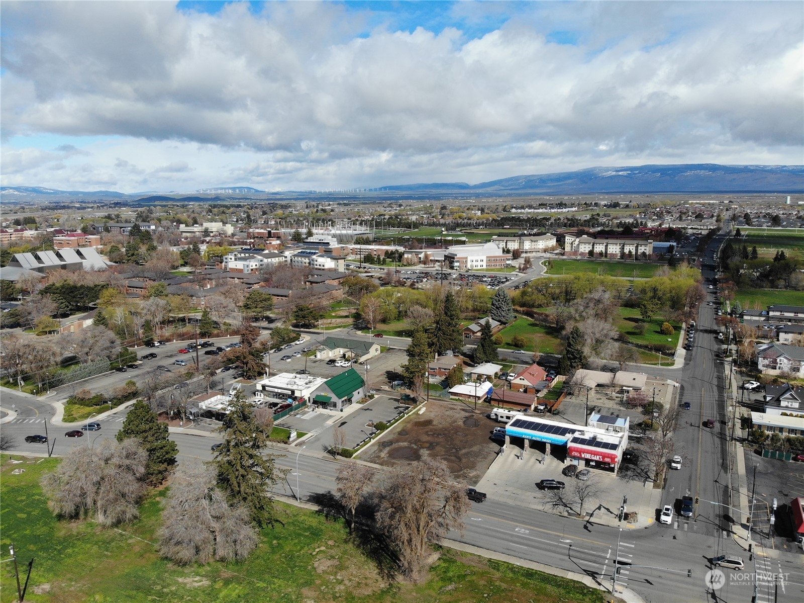 1011 E University Way , Ellensburg, WA 98926