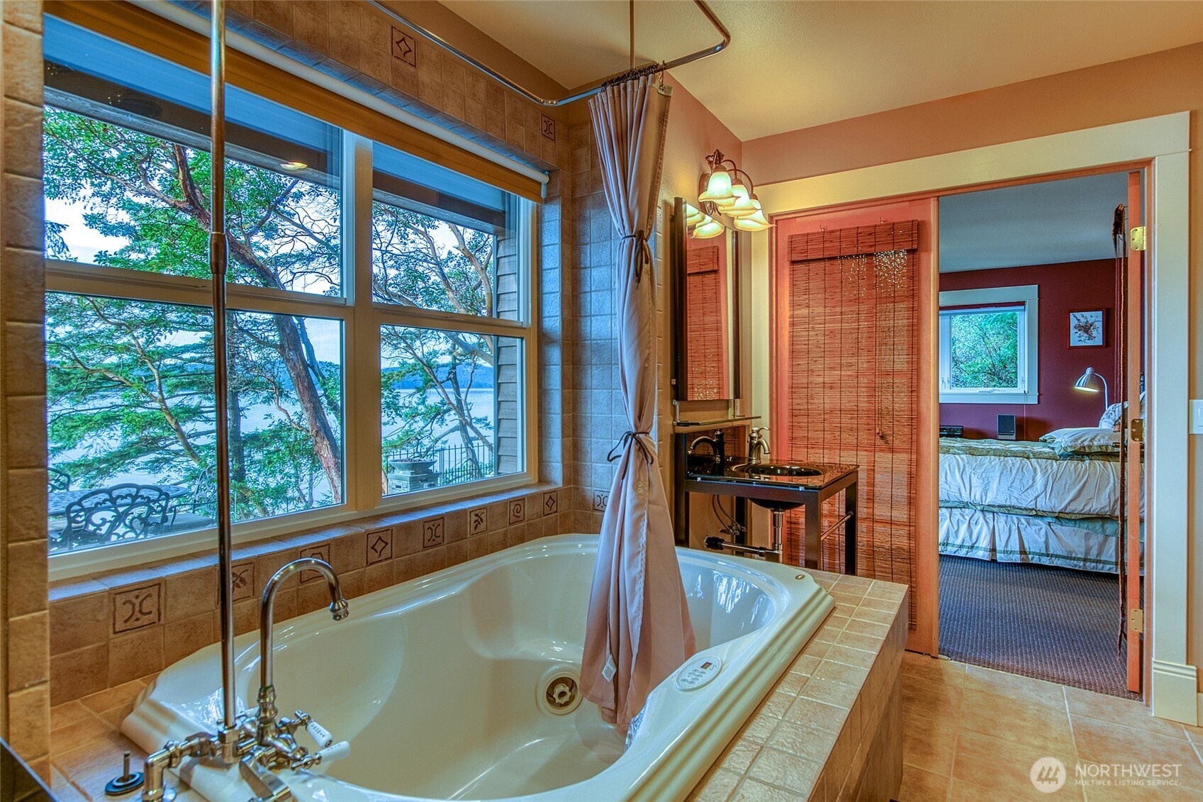 599 Shore Drive , Orcas Island, WA 98245