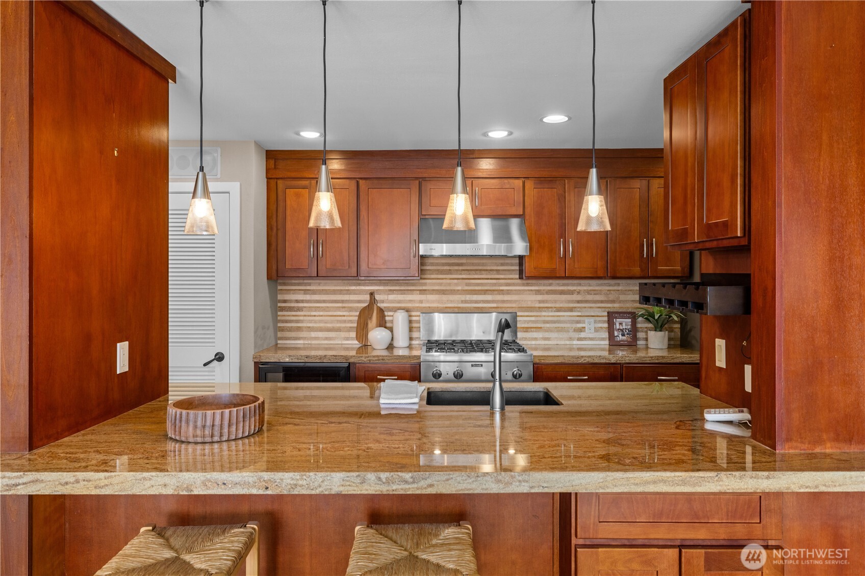 24302 116th Avenue W, Woodway, WA 98020