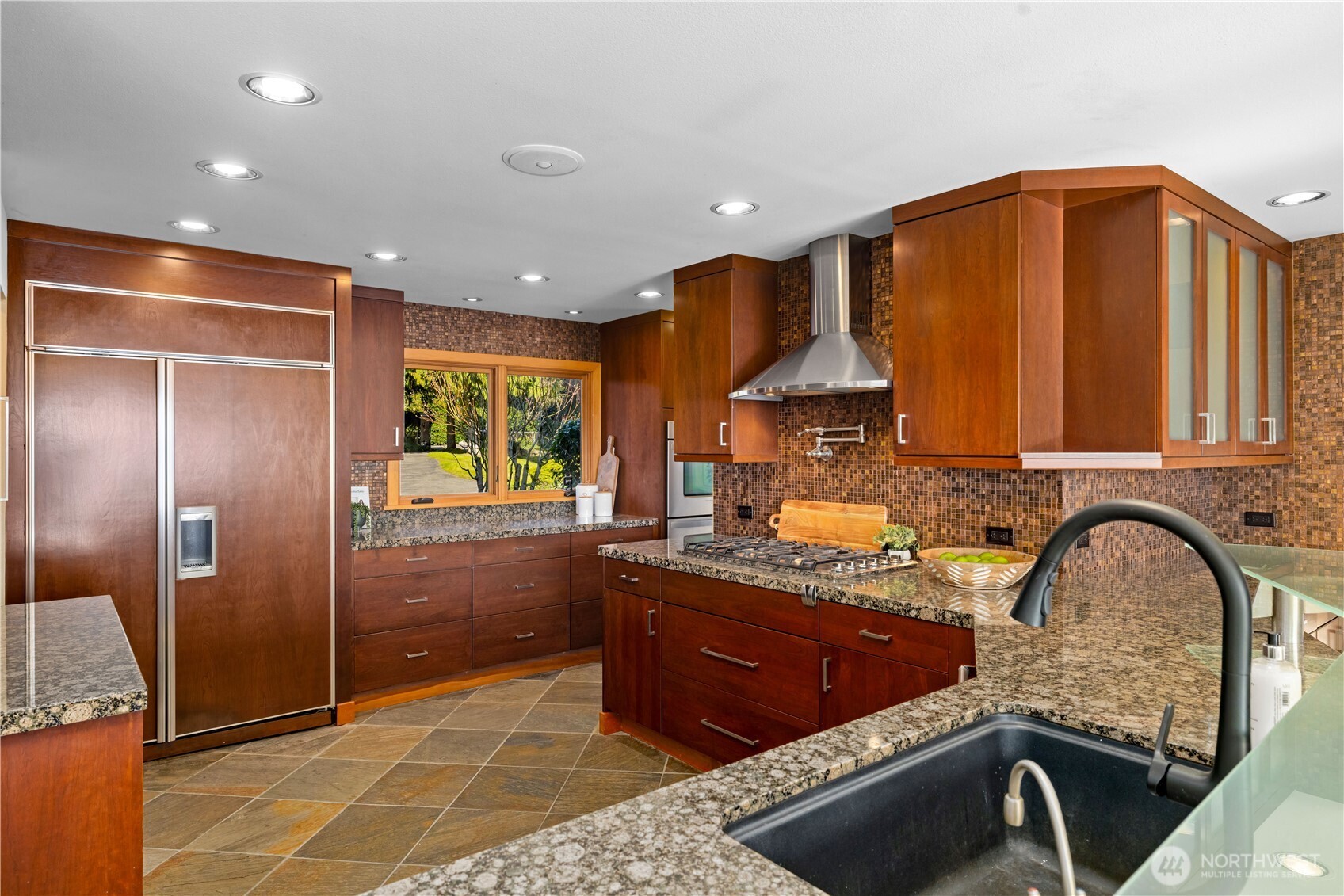 24302 116th Avenue W, Woodway, WA 98020