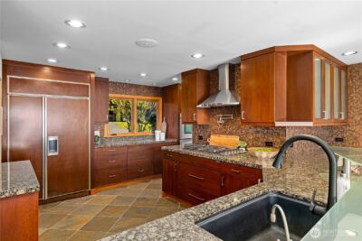 24302 116th Avenue W, Woodway, WA 98020 - Photo 9