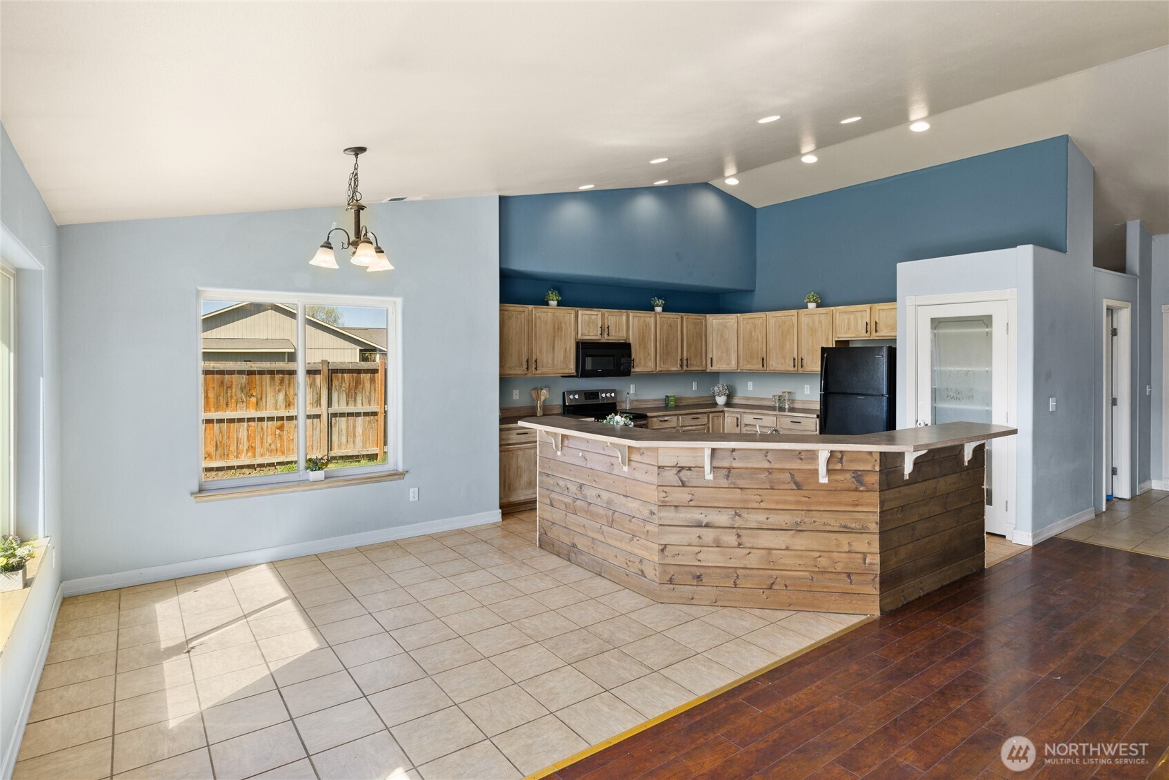 400 E 28th Ave , Ellensburg, WA 98926