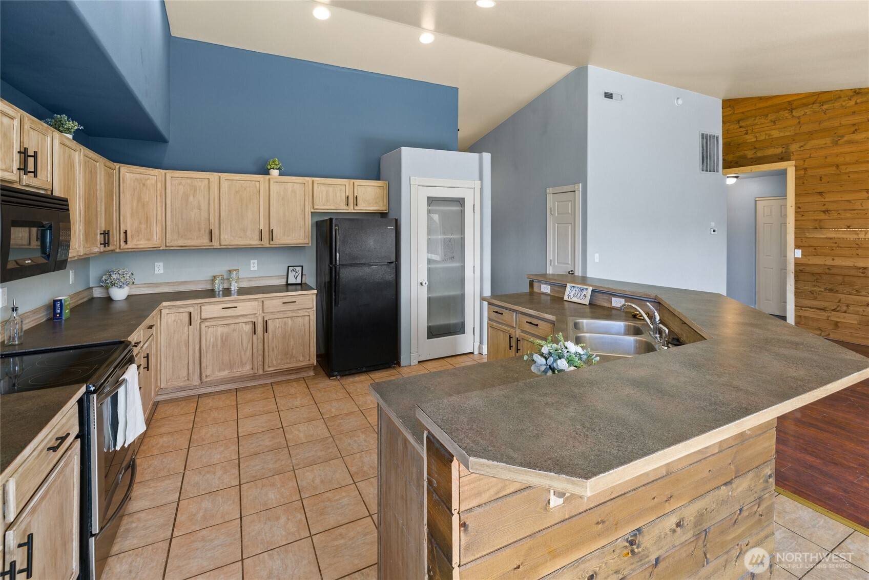 400 E 28th Ave , Ellensburg, WA 98926