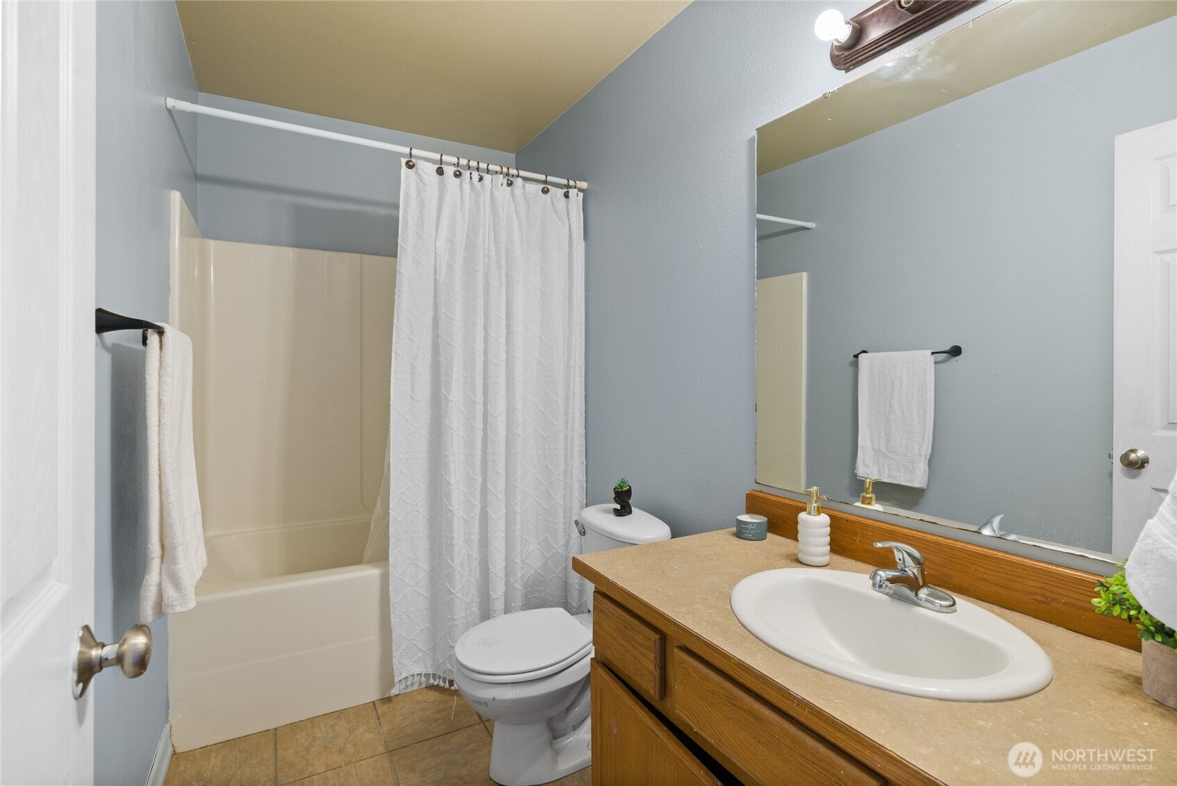 400 E 28th Ave , Ellensburg, WA 98926