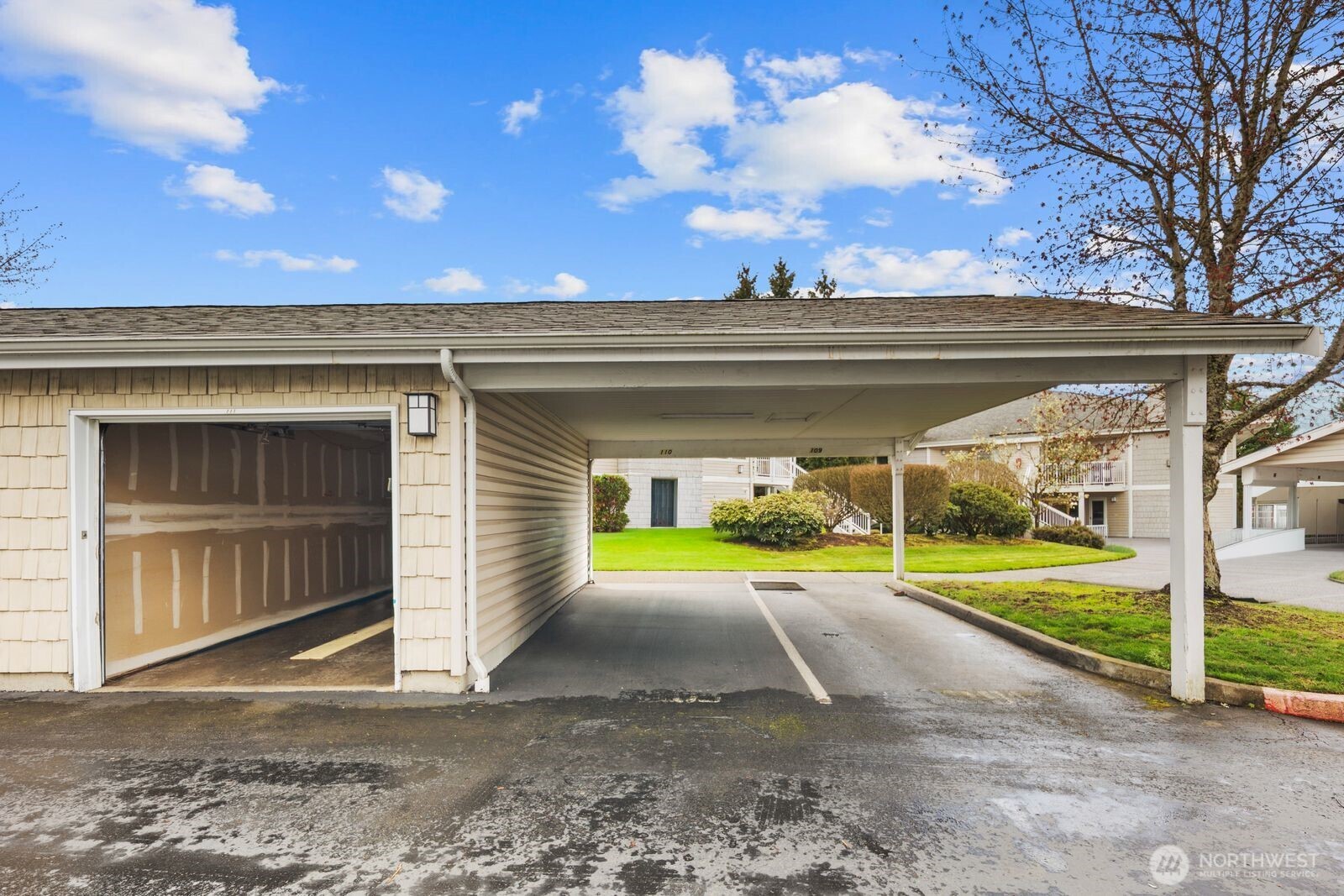 11130 SE 208th Street #H103, Kent, WA 98031