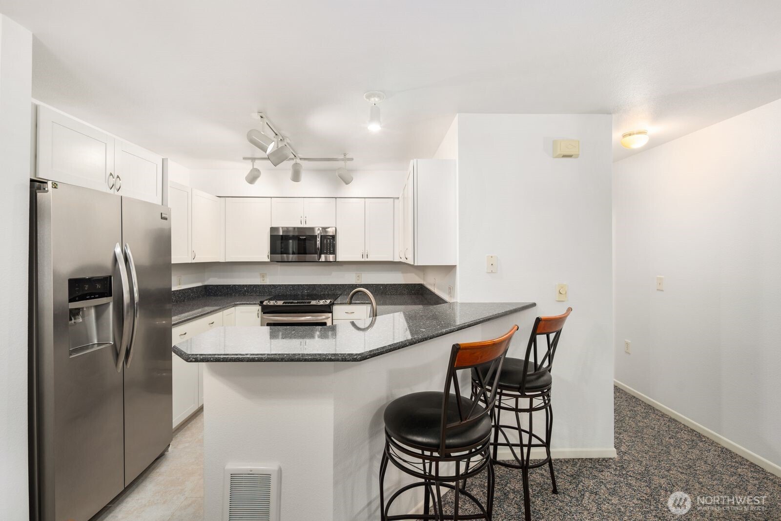 11130 SE 208th Street #H103, Kent, WA 98031