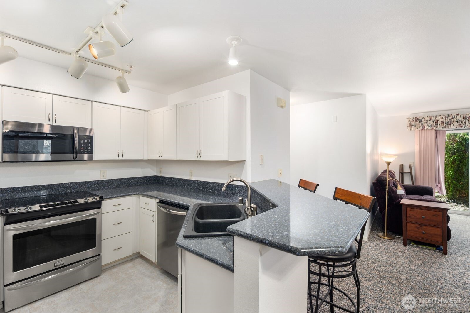11130 SE 208th Street #H103, Kent, WA 98031