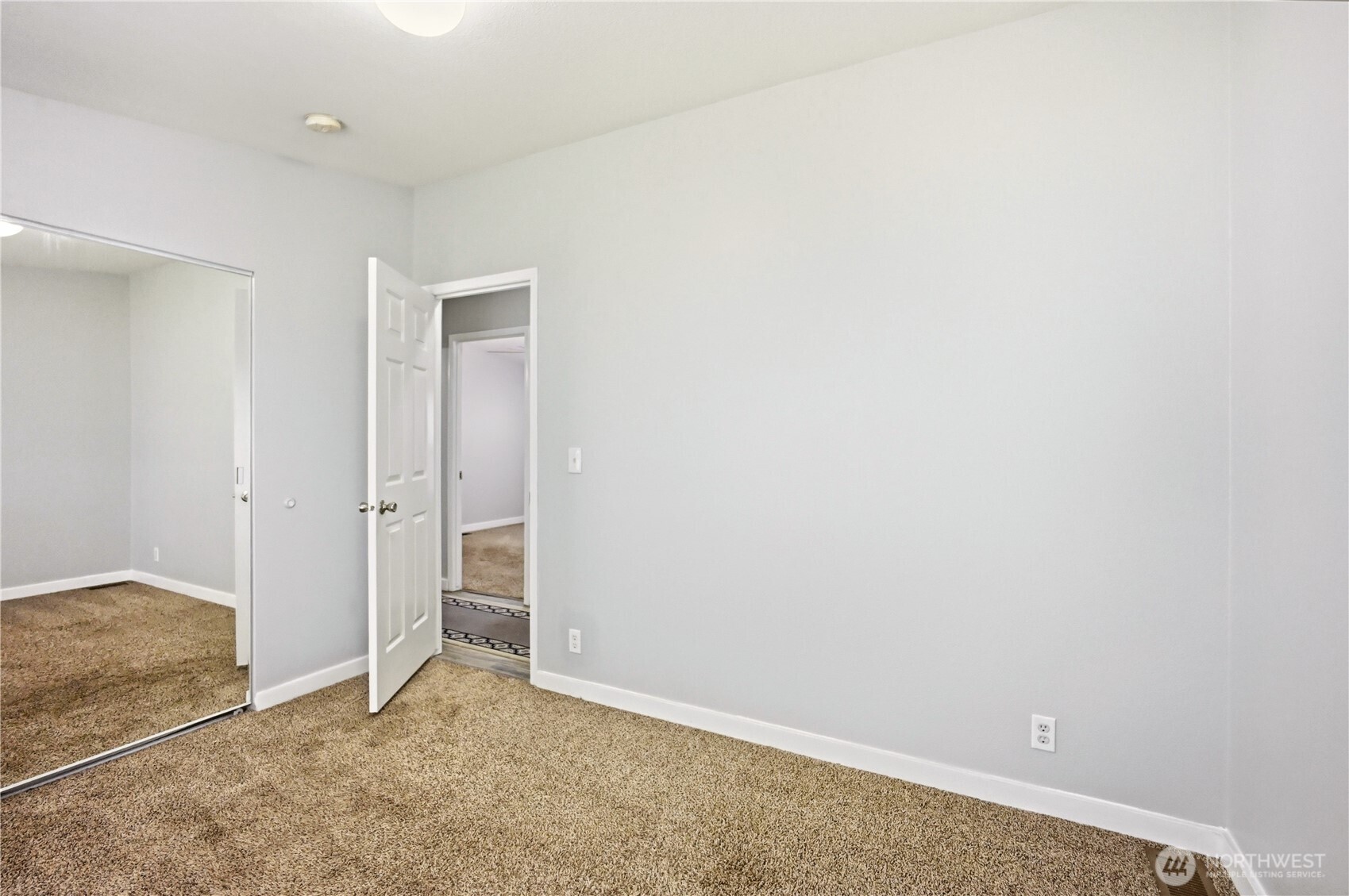 15010 SE 306th Place , Kent, WA 98042-5533