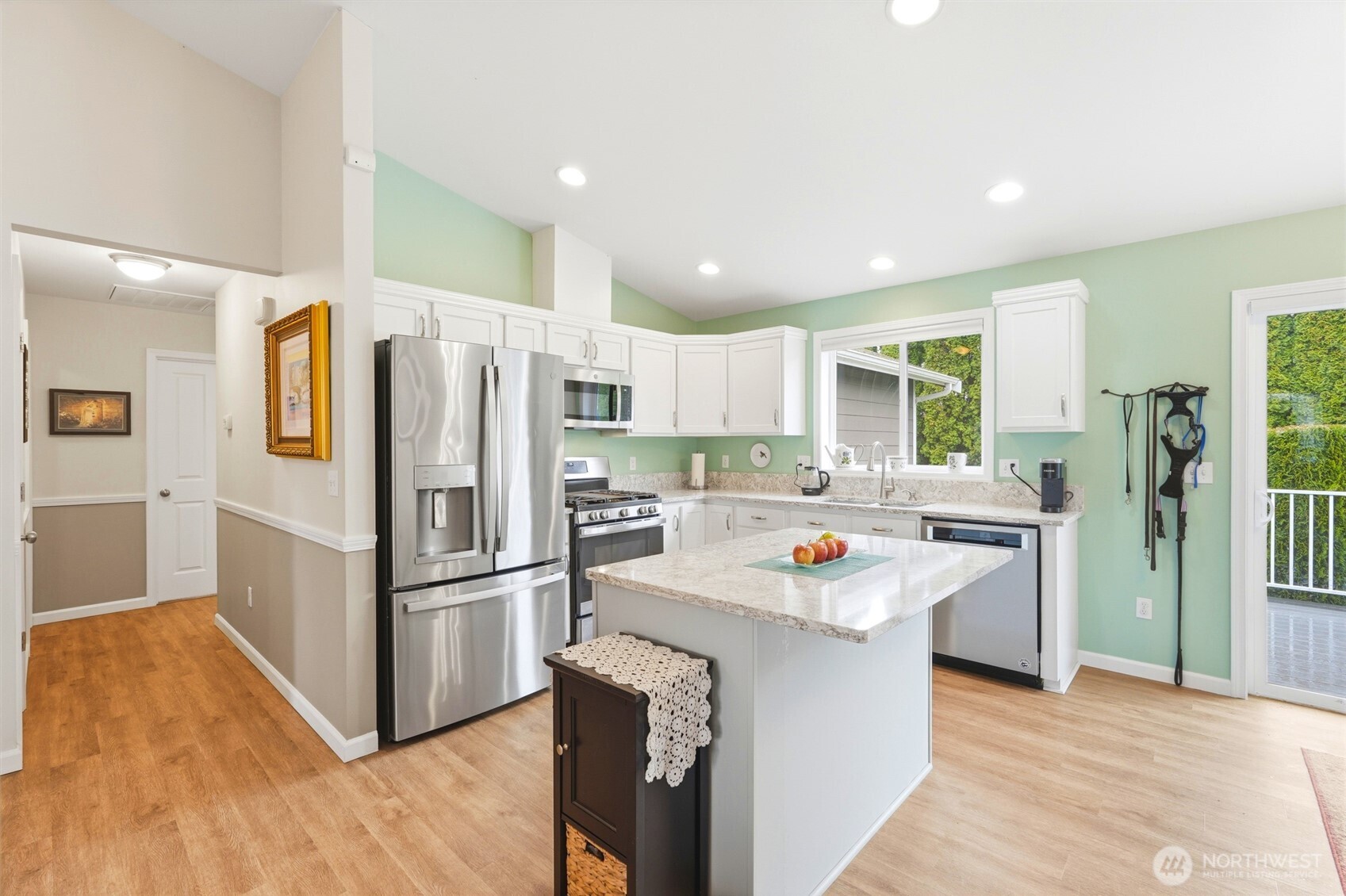 5706 121st Place NE, Marysville, WA 98271