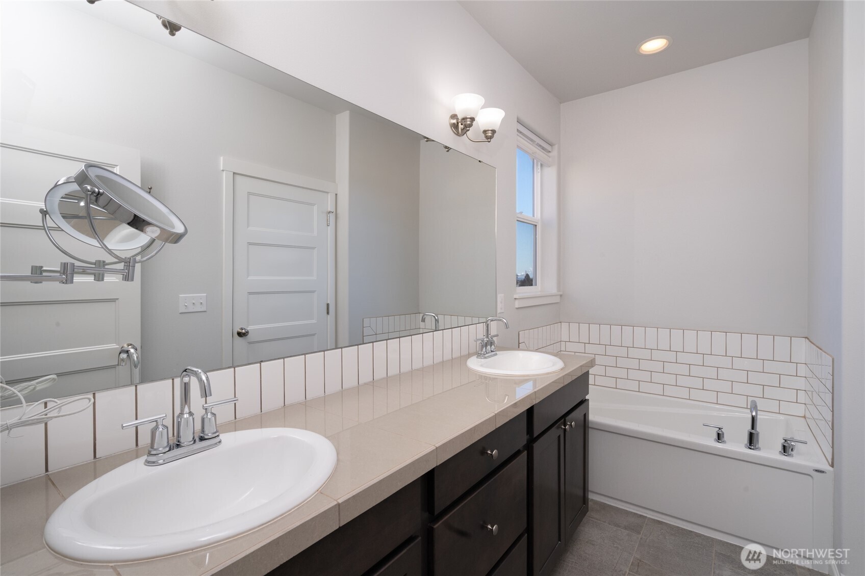 3817 Deskin Court , Anacortes, WA 98221