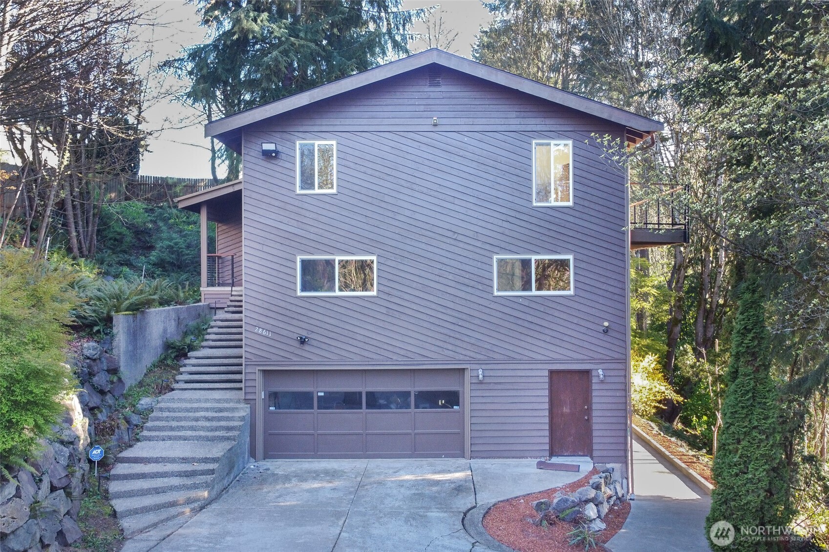 28611 16th Avenue S, Federal Way, WA 98003