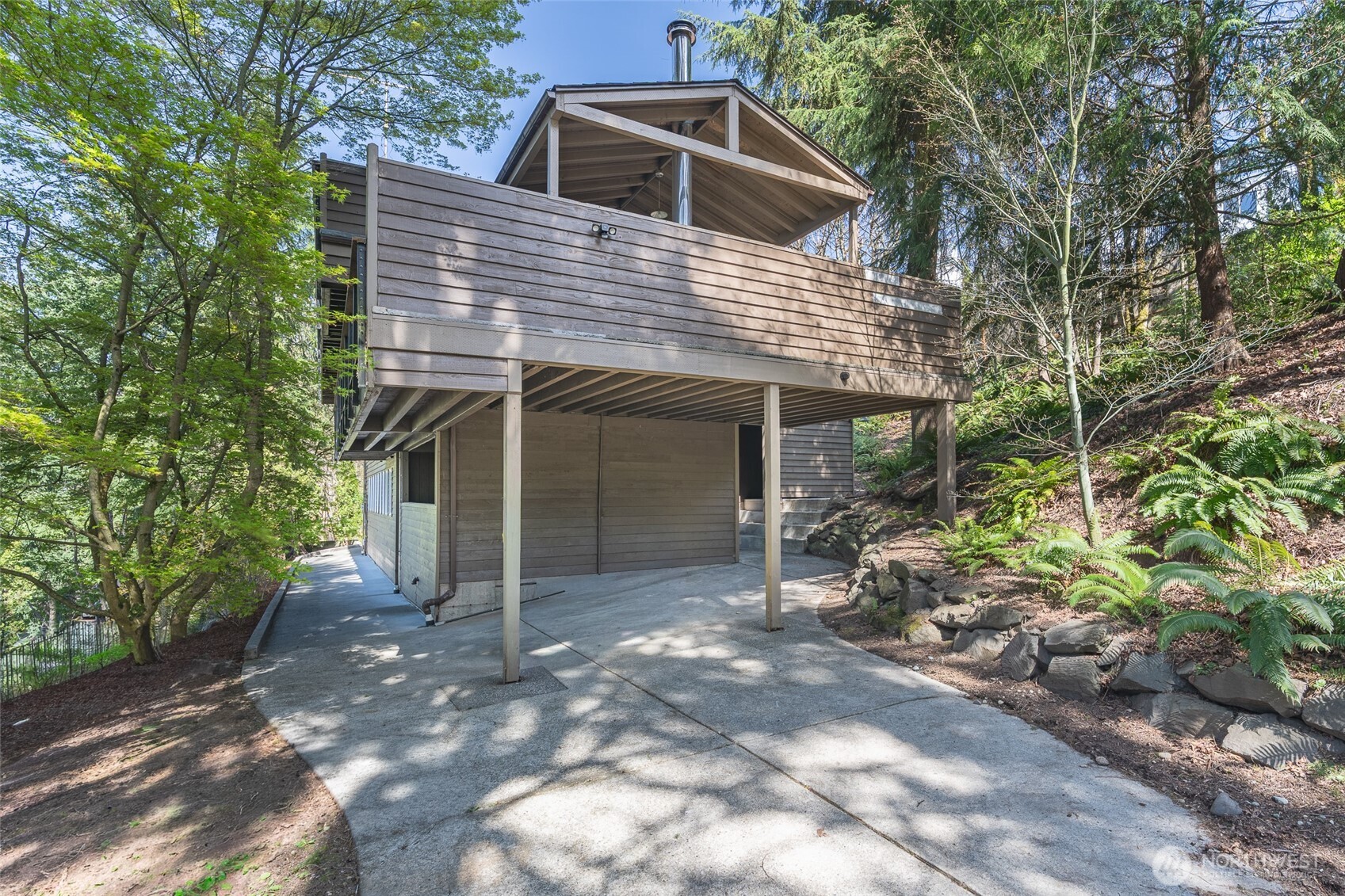 28611 16th Avenue S, Federal Way, WA 98003