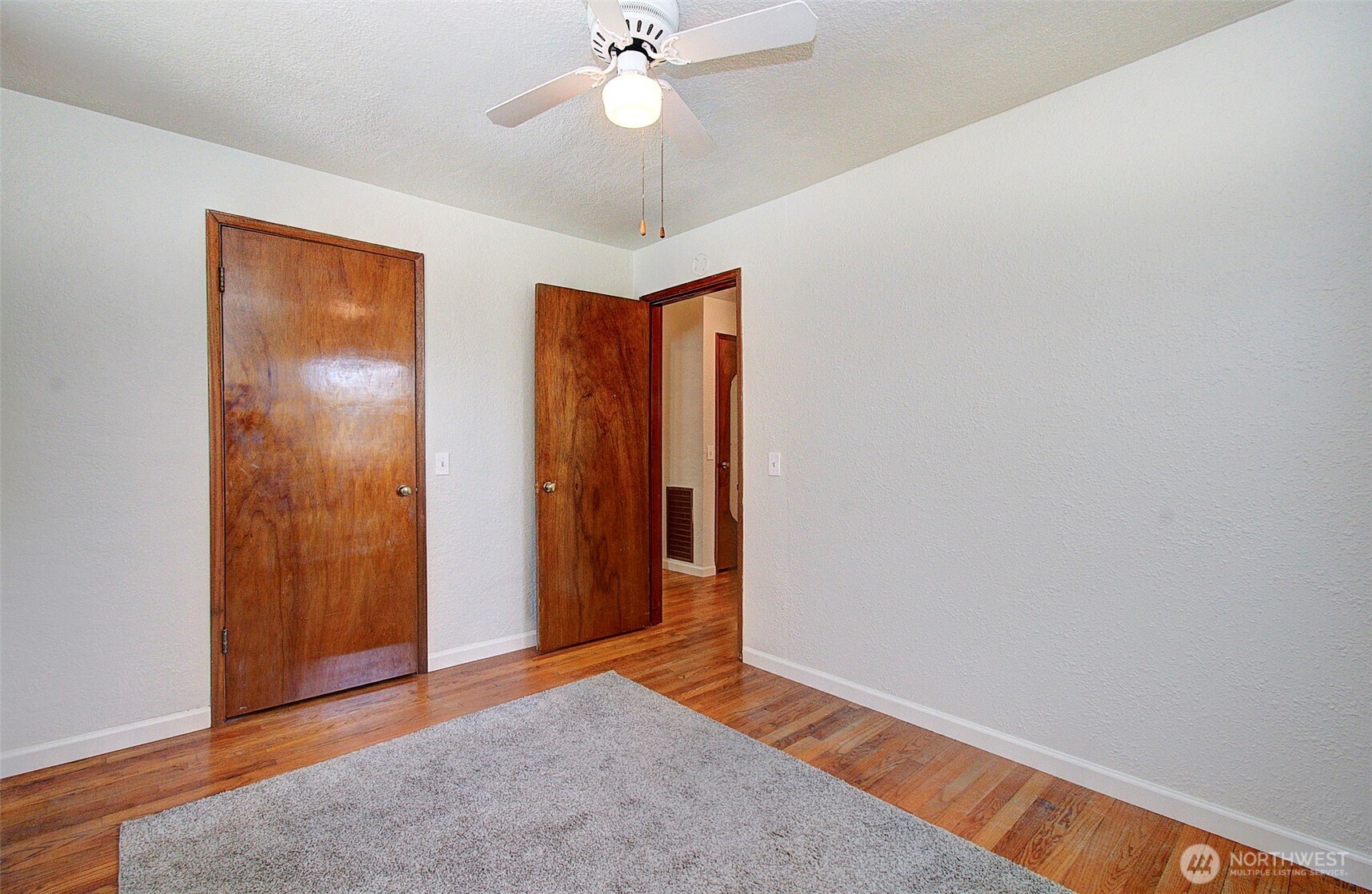 964 G Street , Washougal, WA 98671